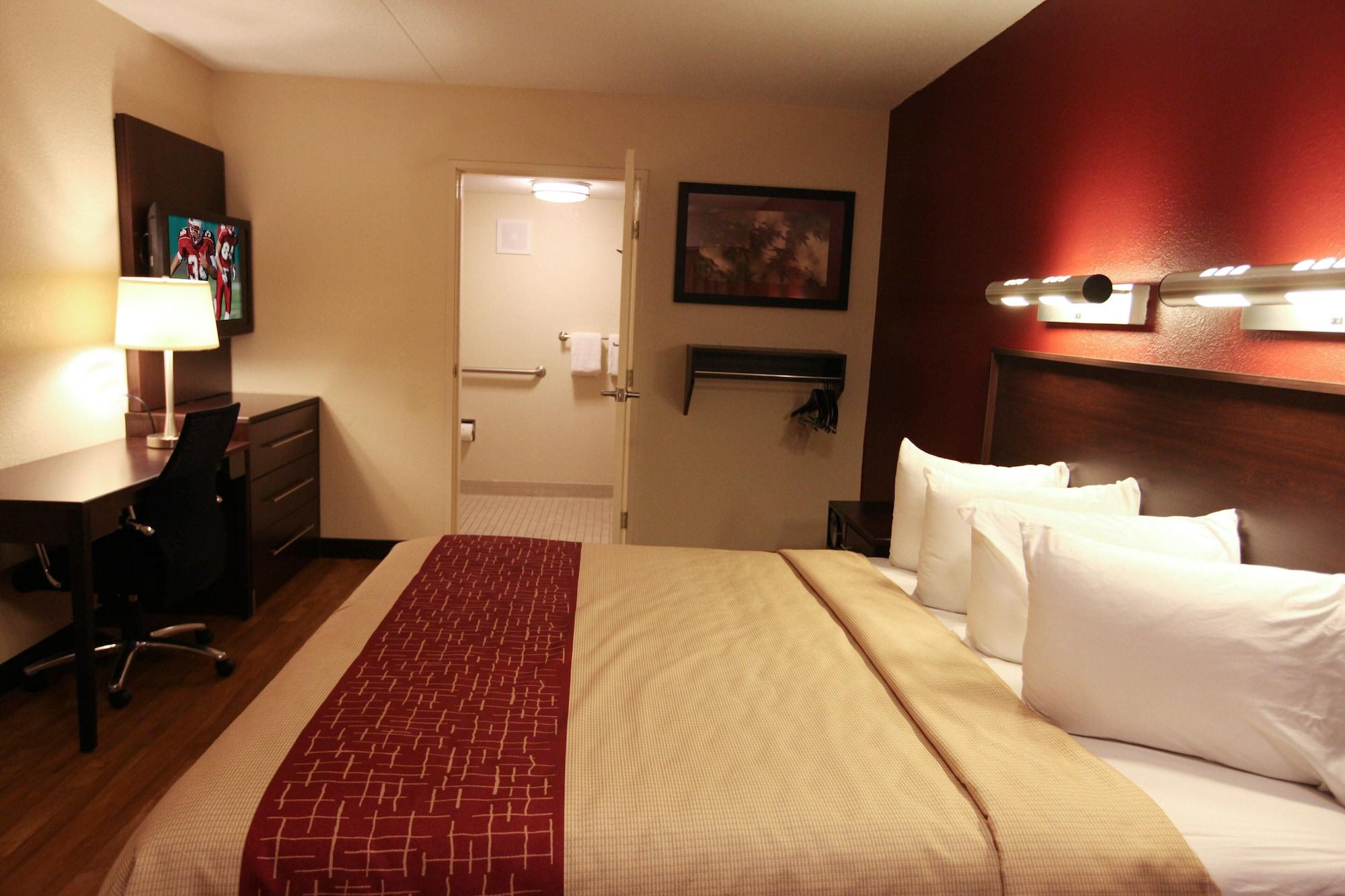 Red Roof Inn Plus+ Philadelphia Airport Essington Extérieur photo