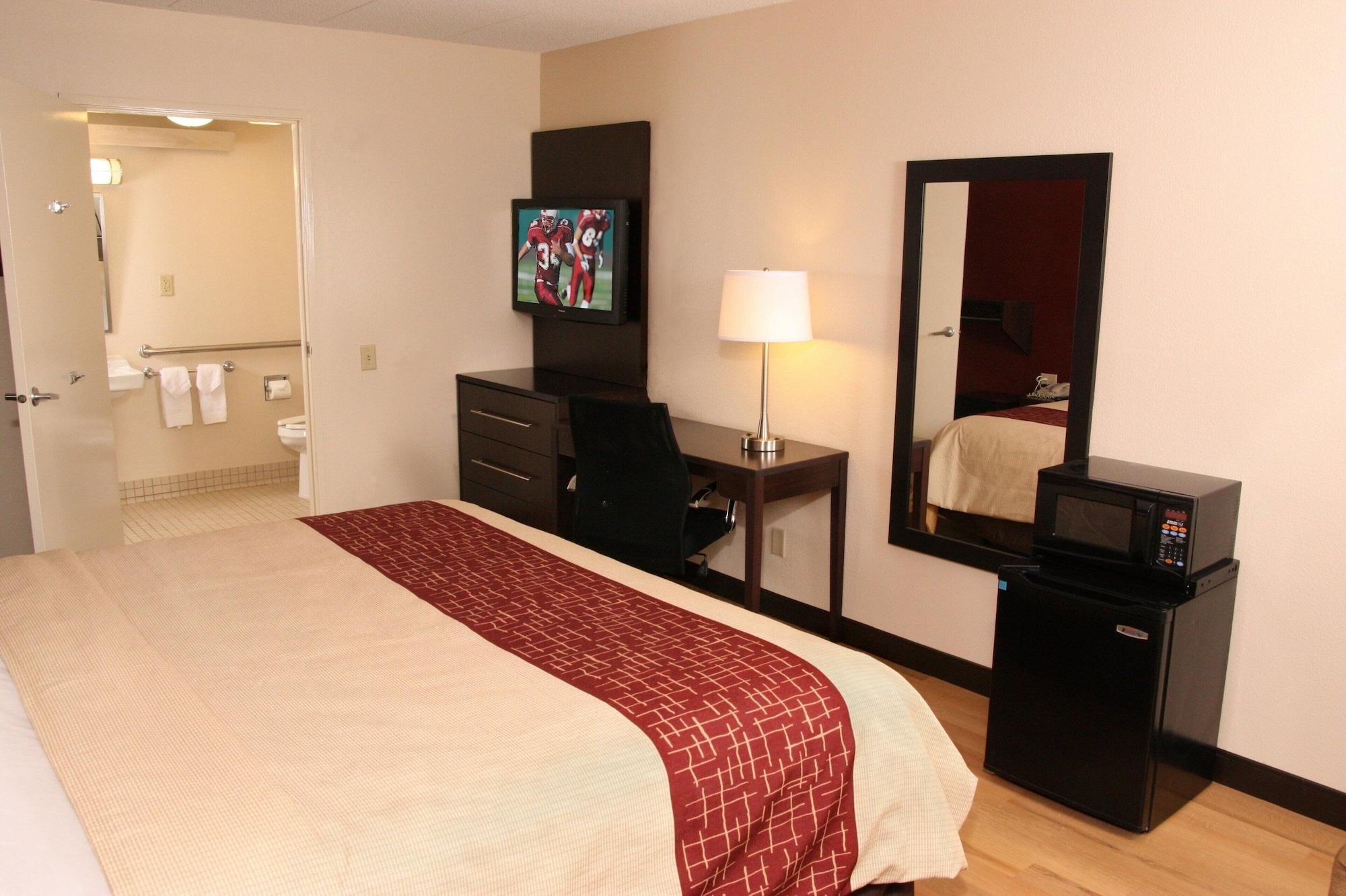 Red Roof Inn Plus+ Philadelphia Airport Essington Extérieur photo