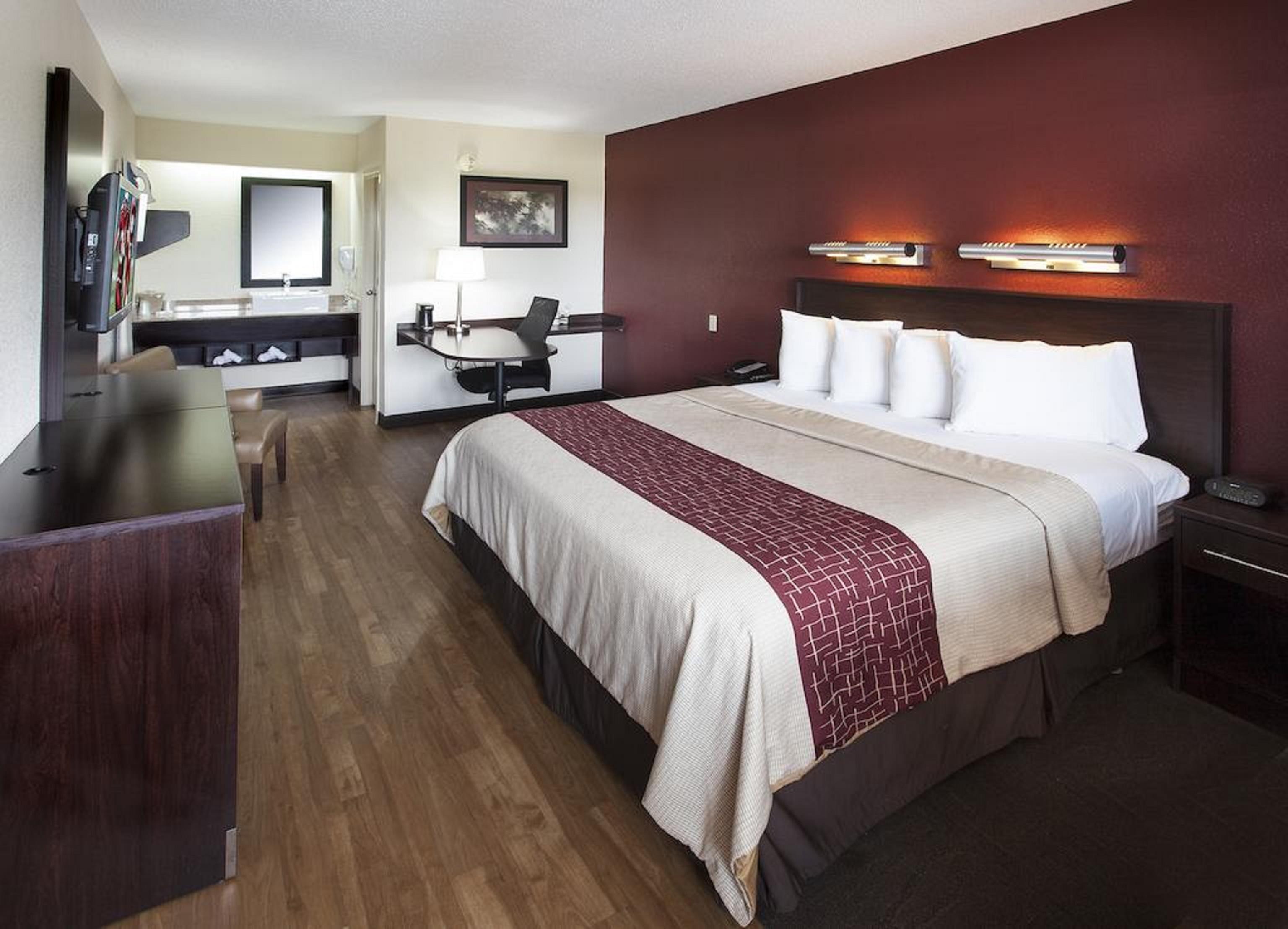Red Roof Inn Plus+ Philadelphia Airport Essington Extérieur photo