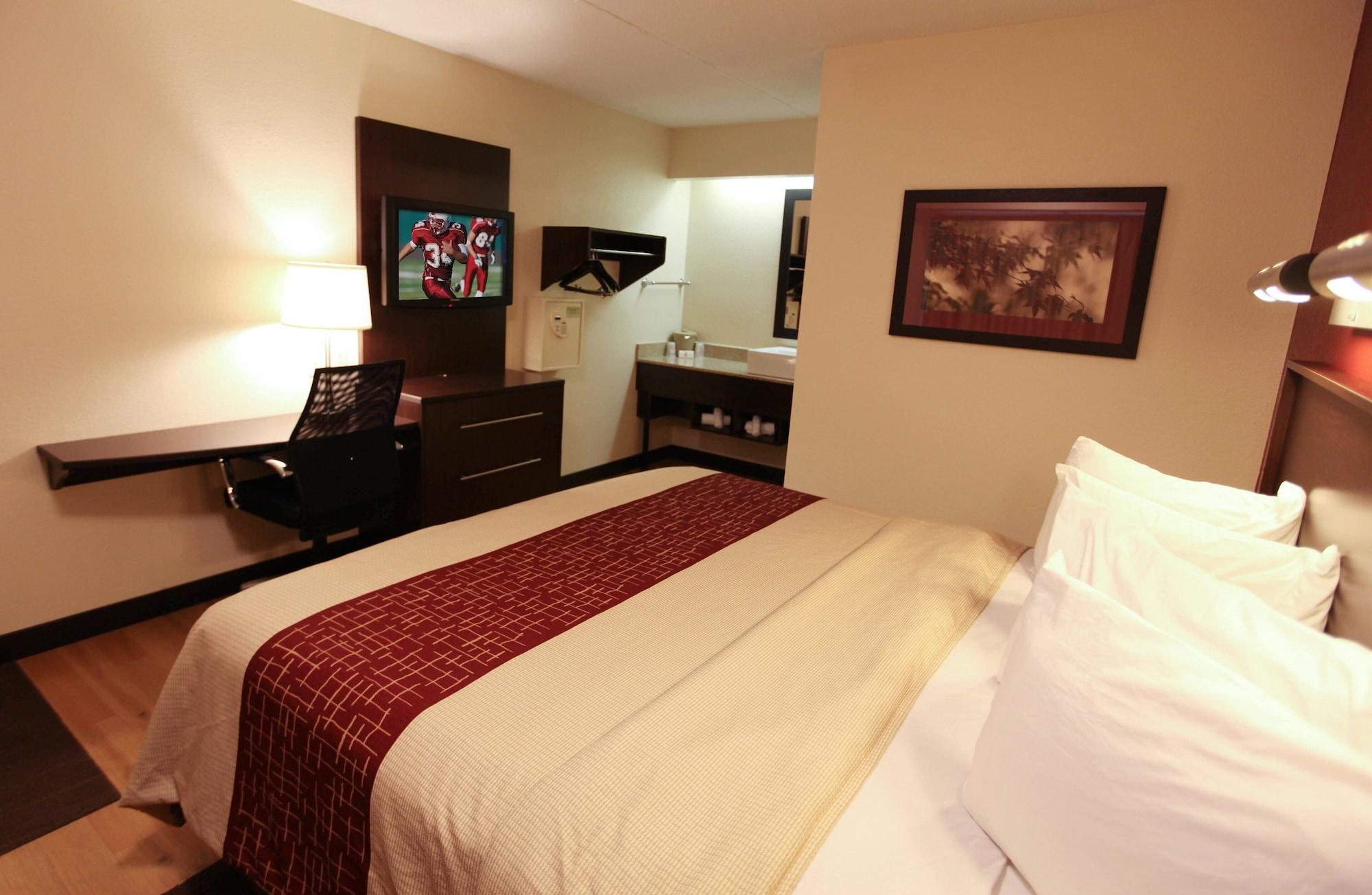 Red Roof Inn Plus+ Philadelphia Airport Essington Extérieur photo
