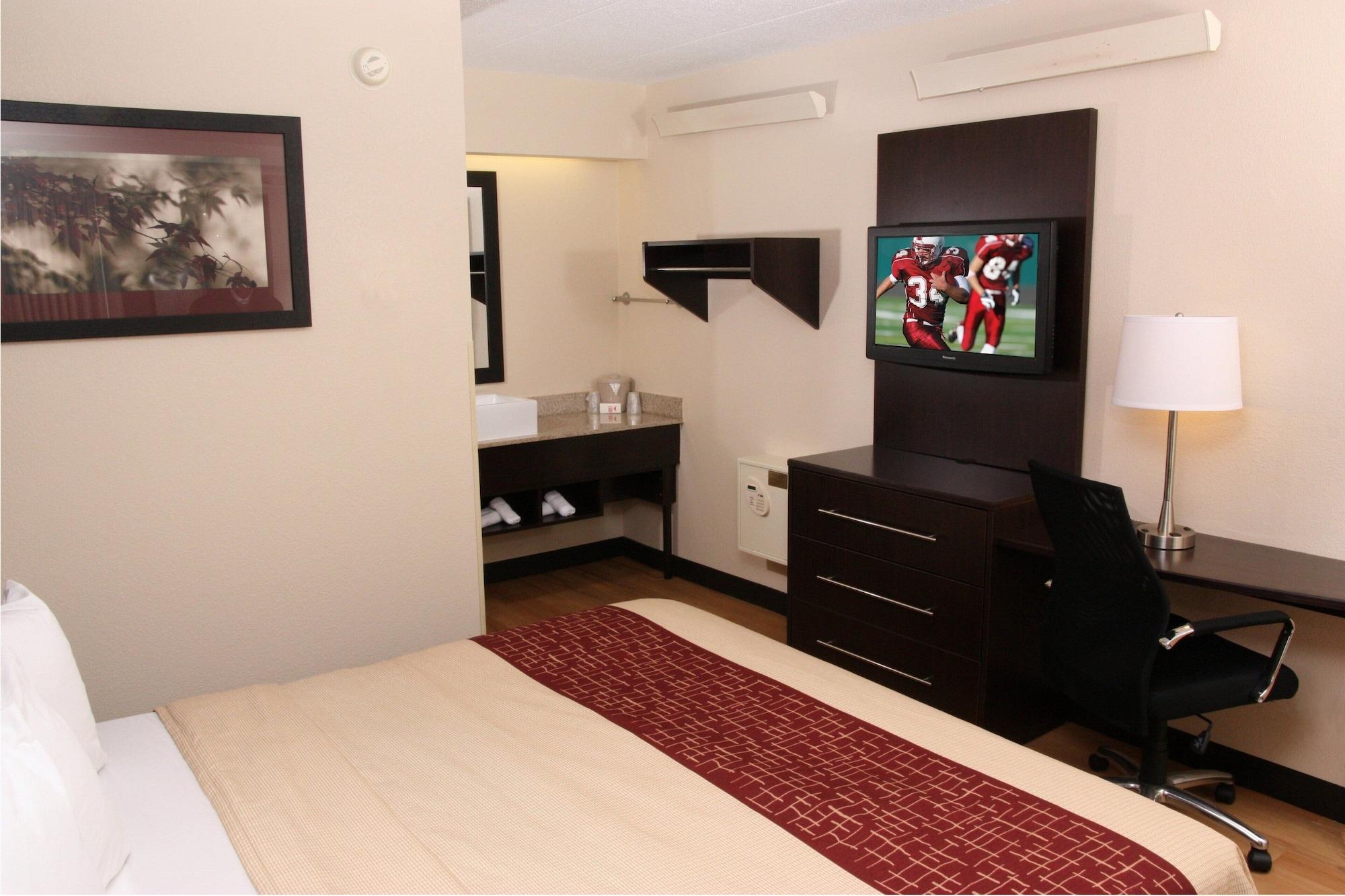 Red Roof Inn Plus+ Philadelphia Airport Essington Extérieur photo