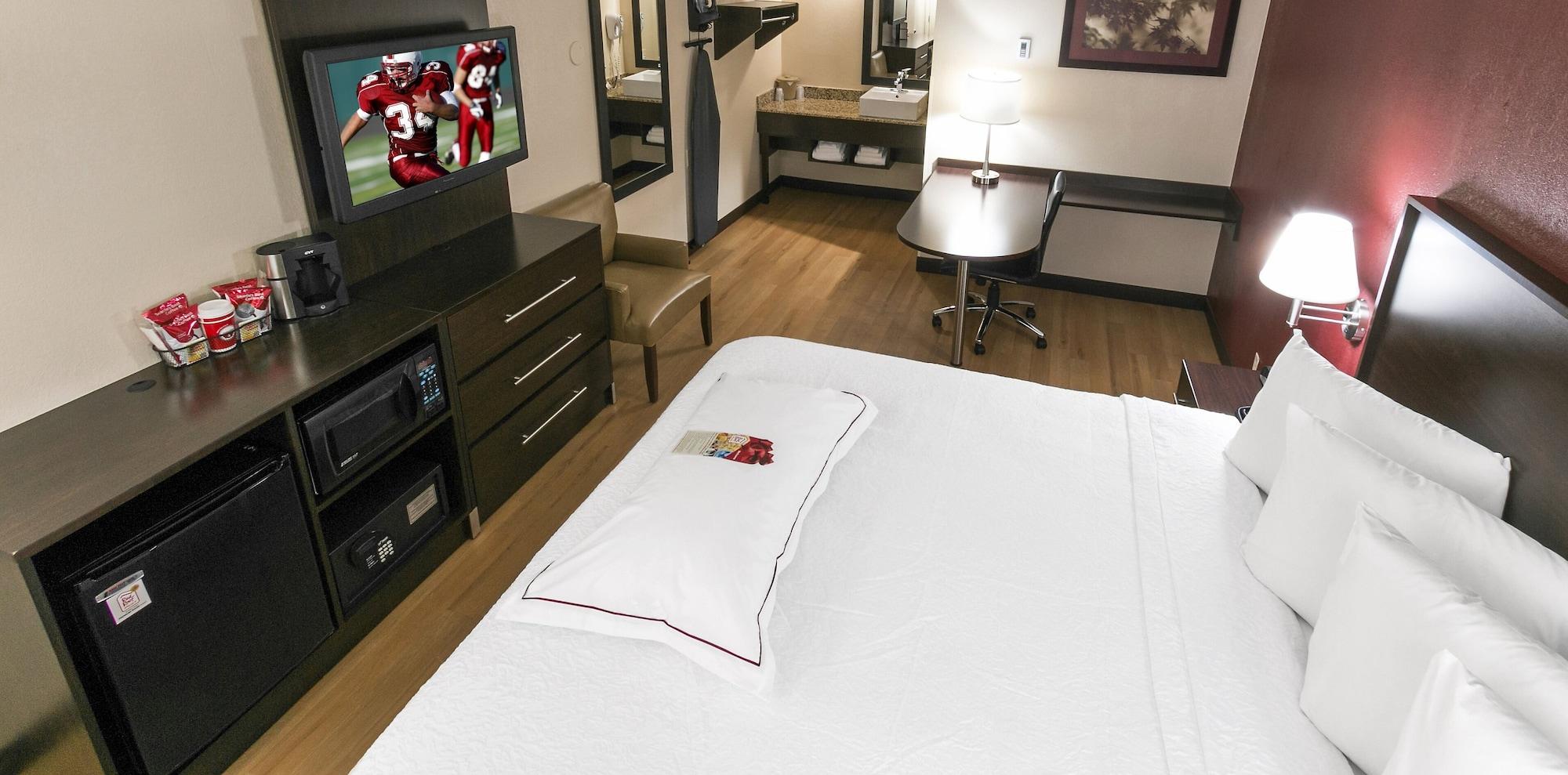 Red Roof Inn Plus+ Philadelphia Airport Essington Extérieur photo