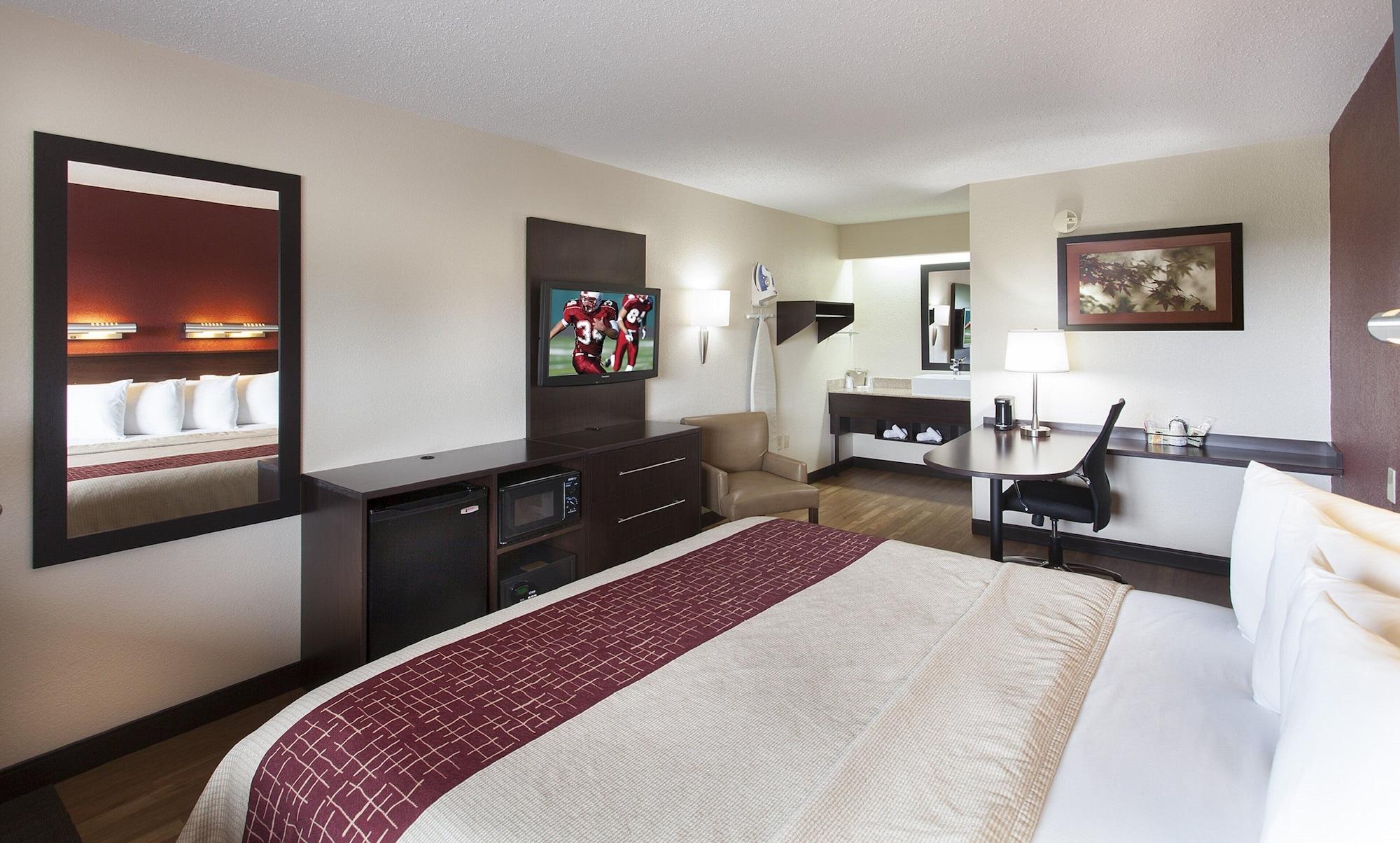 Red Roof Inn Plus+ Philadelphia Airport Essington Extérieur photo